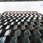 For Students Only - Iq Shoreditch In London