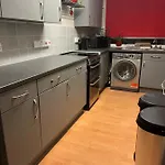 1 Bedroom Garden Flat Zone 2