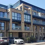 London Anayah Apartments