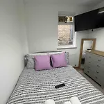 Victoria Mews Hoxton Shoreditch