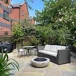 Stylish 1-Bed Studio