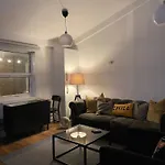 4Bed Loft Style Apartment With Privateterrace