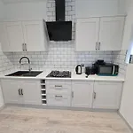 Stratford Prime Rooms