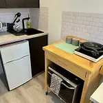 Spacious En-Suite Private Bath And Kitchen Studio Flat Canary Wharf No 3