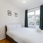 Stratford Great Rooms To Stay - 20