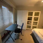 Lovely Bright Double Room-Private Bathroom