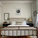 Cosy Shoreditch Flat