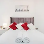 Deluxe Condo Beside 02 Arena And Central London