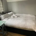 Luxurious Soft Water Air Conditioning Tv 5 Bed Arcade House