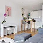 Modern New 1-Bedroom Home Stunning Views