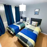 2 Bedroom Flat - 7 Min Walk Old Street Station