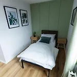 Grace House - 15 Minutes To Central London