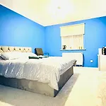 Cozy Apertment In London - Beckton