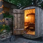 The Ridge London - Luxury Designer Villa With Hot Tub And Sauna, Bexley Borough Of London