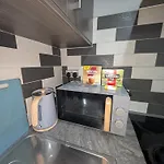 Whitechapel Apartment 3