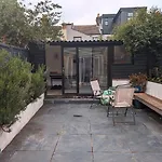 19Th Century Terraced House With Garden Bar