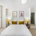 5 Mins Walk To Moorgate, Tranquil City Retreat