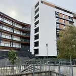 Entire Flat With 2X Bedrooms, 2X Bathrooms And A Big Living Room In The Olympic Park And Westfield At Stratford