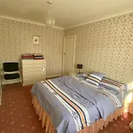 Barking London House Sleeps 12 - Parking - Train Tube - Airport