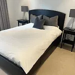 Luxurious 1-Bed Flat Close To Canary Wharf