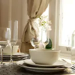 Irwin Apartments At Notting Hill