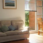 Rotherhithe Apartment Near Park And River