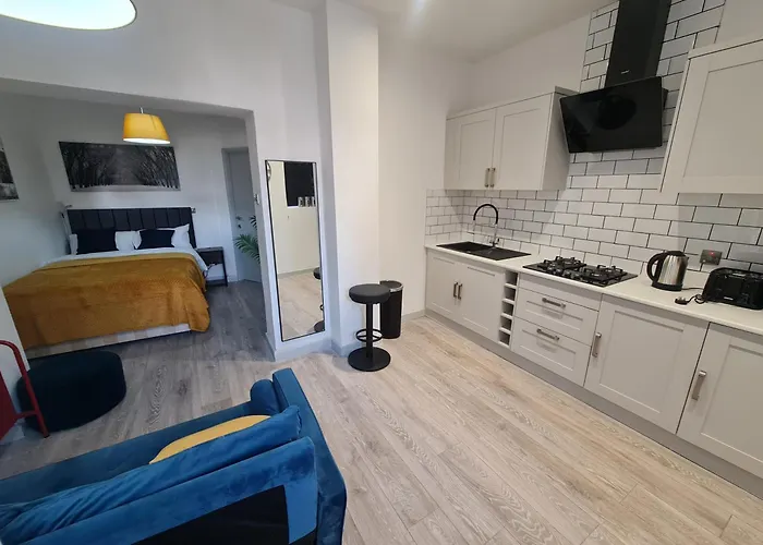 Stratford Prime Rooms