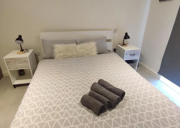 2 Bedroom 2 Bath 1 Ensuite In Roya Asenal Beautiful Views & Parking