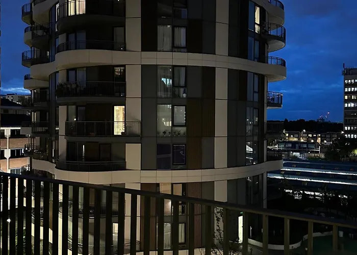 London Central Artistic Flat