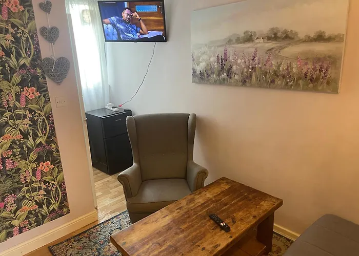 Impeccable 1-Bed Apartment In London