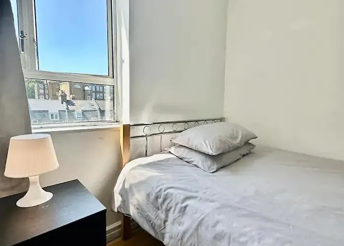Limehouse Stay