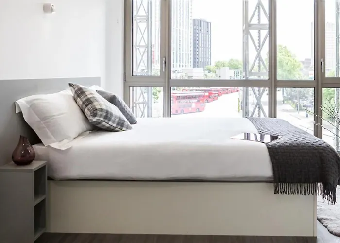 Chapter Lewisham Student Only, Cozy Budget Stay With Shared Washroom