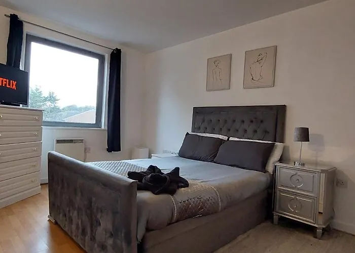 Greenwich Luxe Exclusive Condo