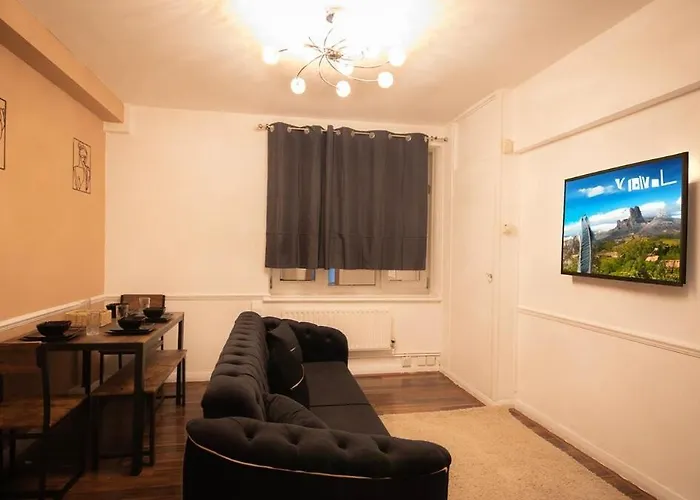 Modern Apartment Near London Bridge