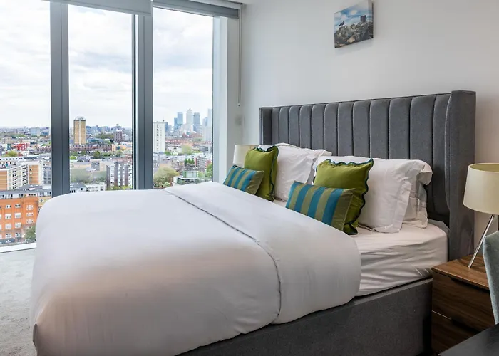 Enjoy Smart City Living In This Lovely Apartment.