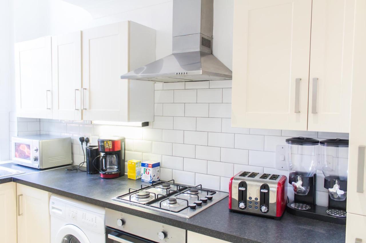 Aparthotel Mansion House With Spacious Close To Excel And Canarywharf London