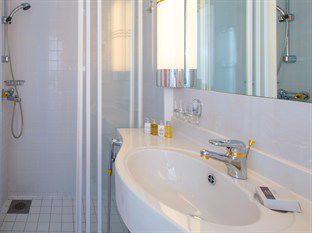 Hotel Sunborn Yacht 4*