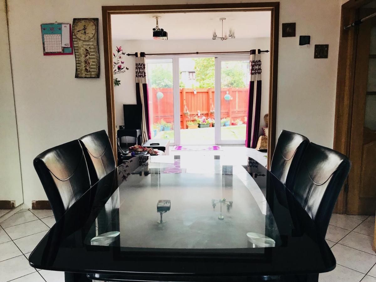 Ferienhaus Spacious House 15min To Canary Wharf/o2/excel/central London