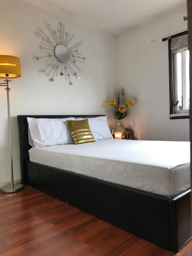 Spacious House 15min To Canary Wharf/o2/excel/central Ferienhaus
