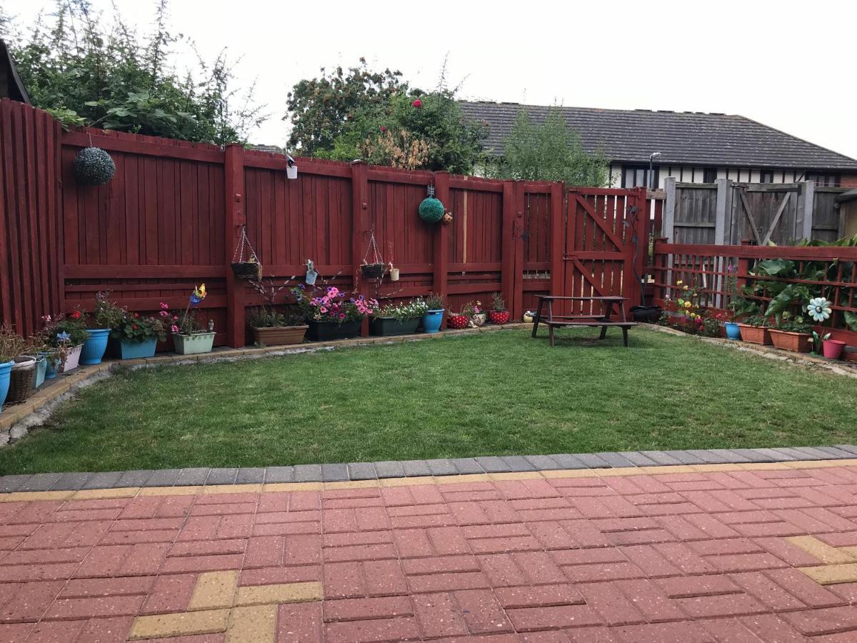 Ferienhaus Spacious House 15min To Canary Wharf/o2/excel/central