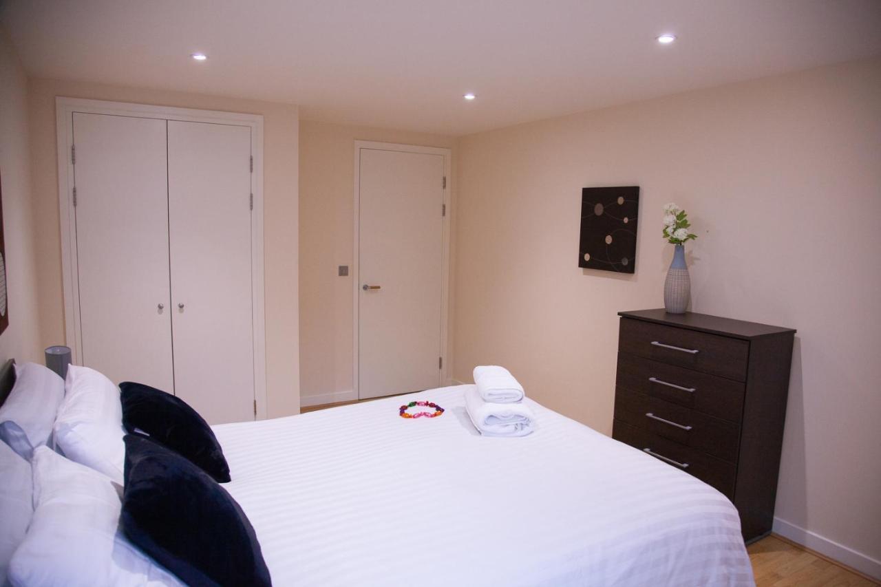 Canary Wharf Retreat - Serviced Apartment London
