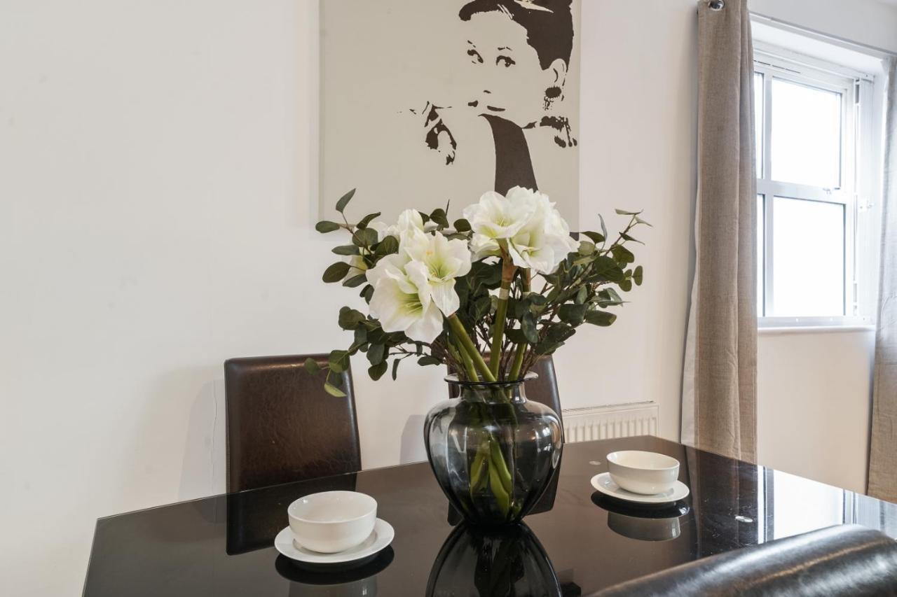 Grange 2 Bed Modern By Tower Bridge Bridge London
