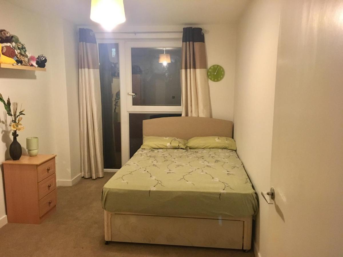 Bright And Modern Flat In Greenwich Apartment London