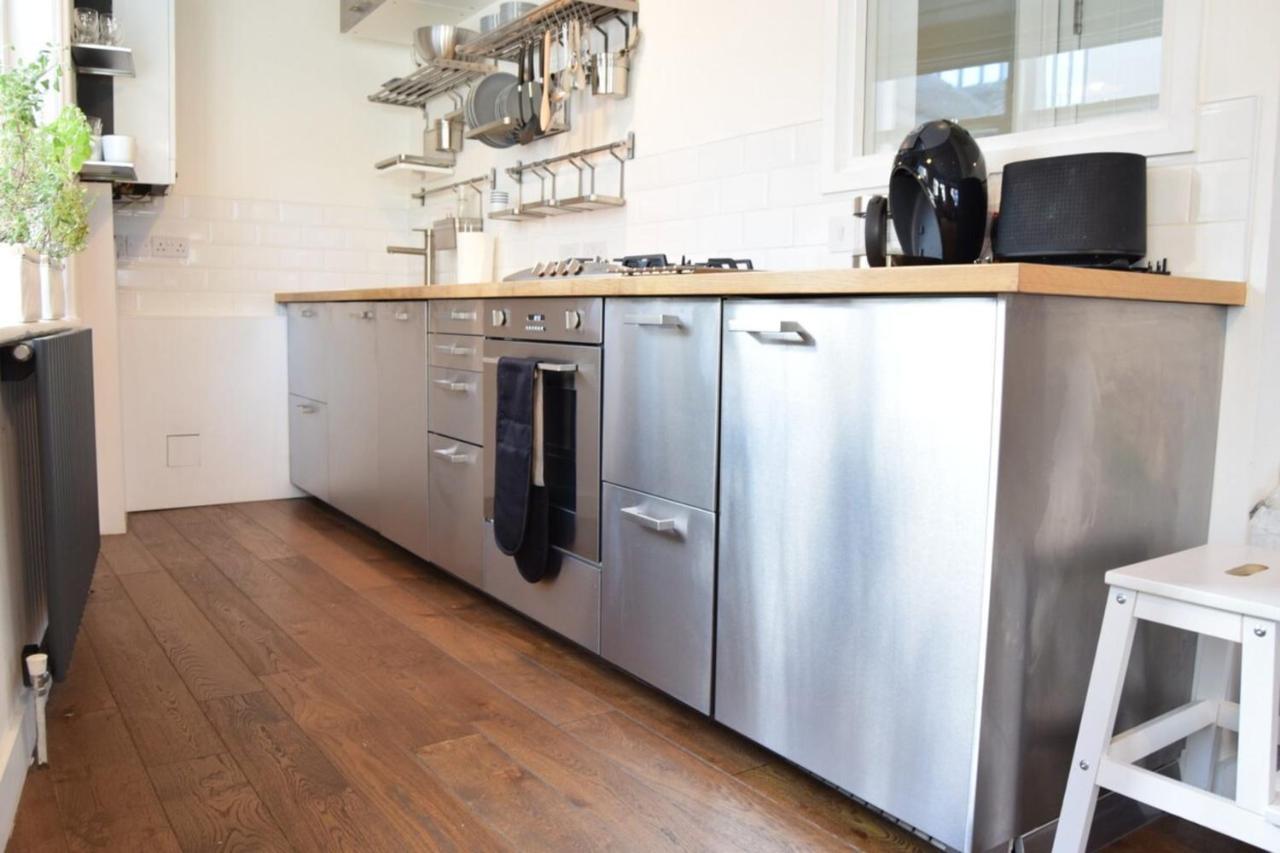 Airy Modern 1 Bed In Shoreditch Appartement *