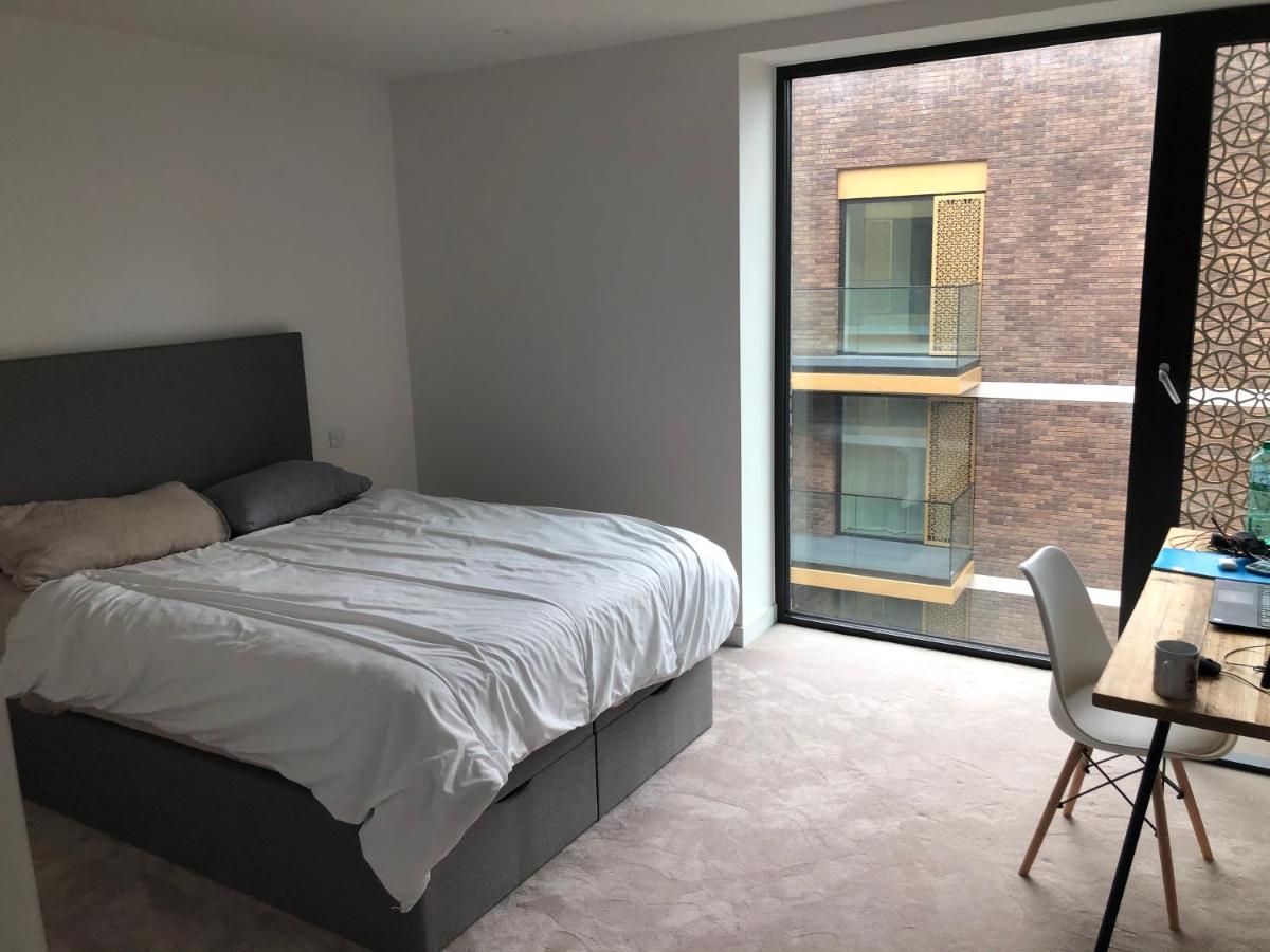 Royal Wharf By The Thames Apartment London