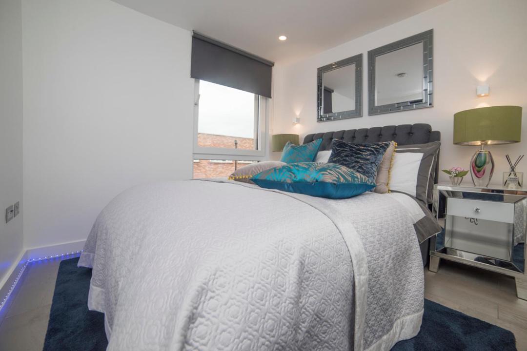 Premier Penthouse