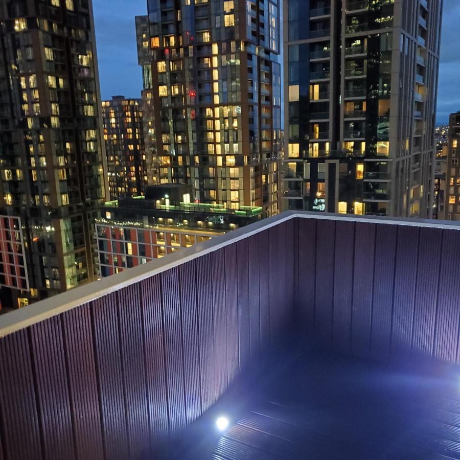 Captivating 2-bed In Canary Wharf Leilighet *