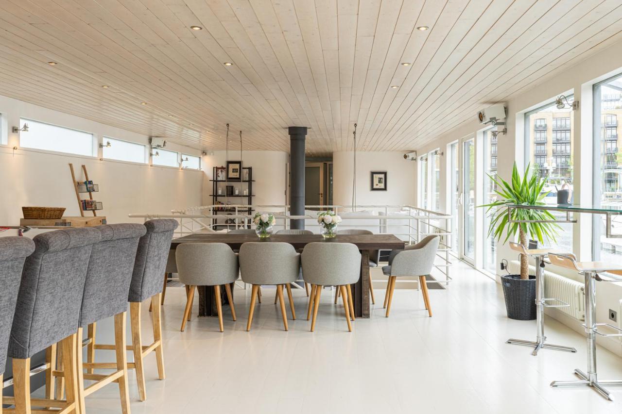Charming Houseboat Featuring A Sauna Leilighet *