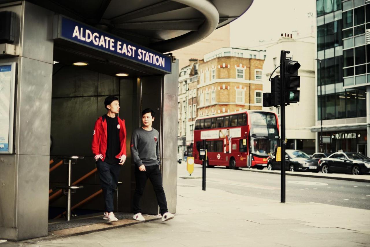 Cosy And At Chapter Aldgate In * Londres
