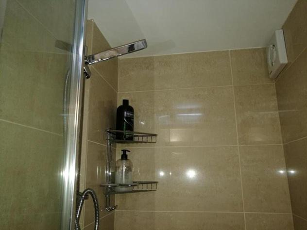 Lovet Homestay Habitación en casa particular Londres